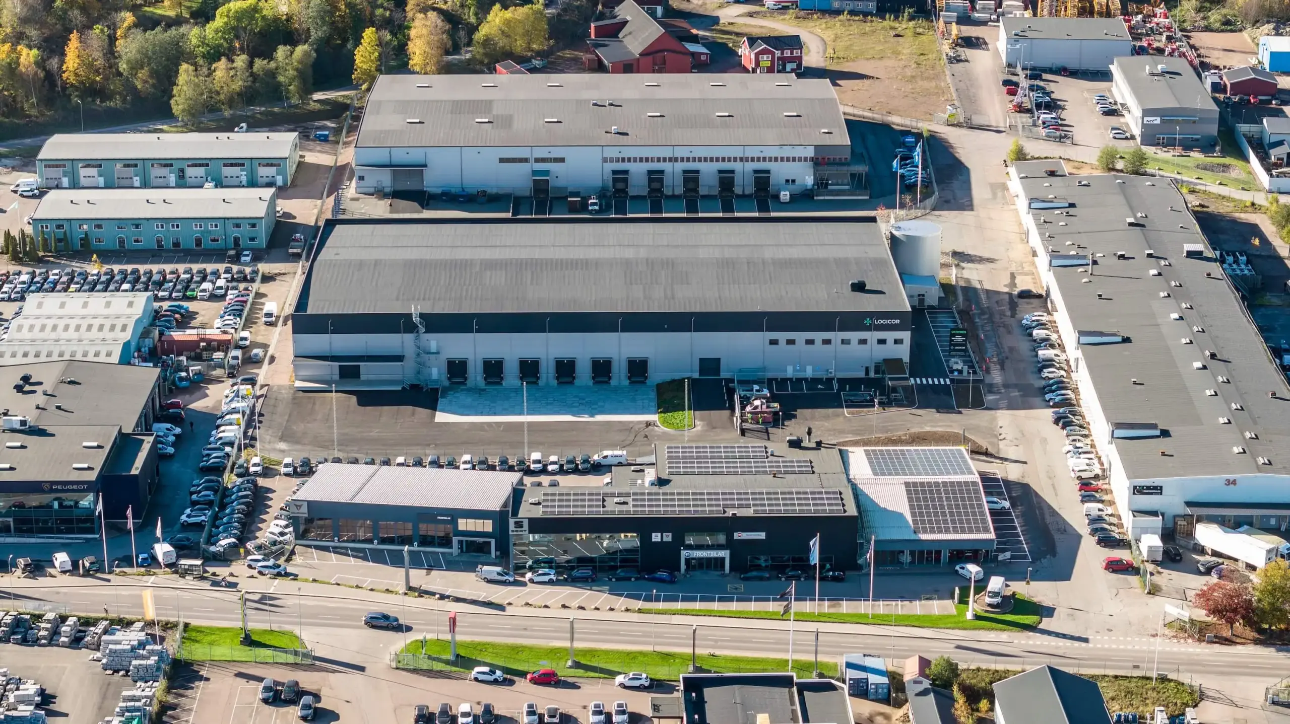 Flygbild över Logicor Park Backa lager- och logistikfastighet