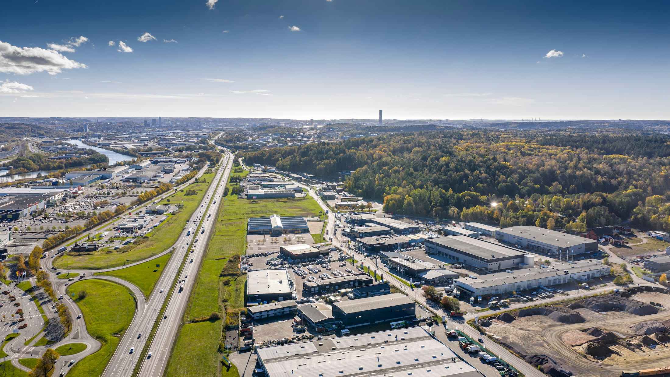 Flygbild över Logicor Park Backa lager- och logistikfastighet